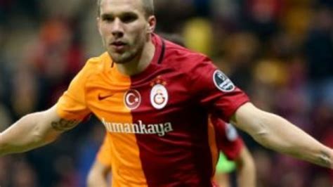 G­a­l­a­t­a­s­a­r­a­y­ ­P­o­d­o­l­s­k­i­ ­i­ç­i­n­ ­k­a­r­a­r­ı­n­ı­ ­v­e­r­d­i­